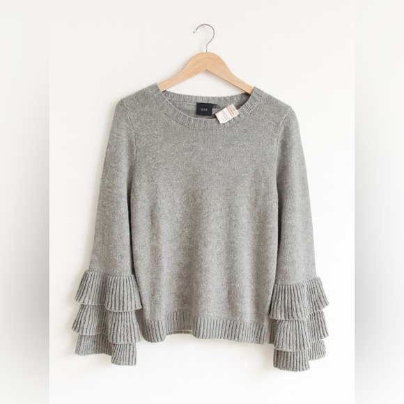 Cliche' Sweaters - Cliche' bell sleeve Sweater, Size L,‎ Grey NWT